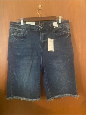 Judy Blue Dark Blue Frayed Hem Denim Bermuda Shorts